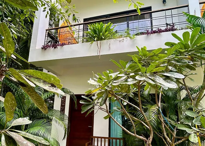 Dom wakacyjny Work Remotely From Our Duplex Loft, King Bed, Pool & Garden, Soundbar Siem Reap